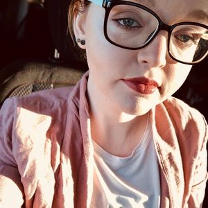 Meet your Posher, Katie